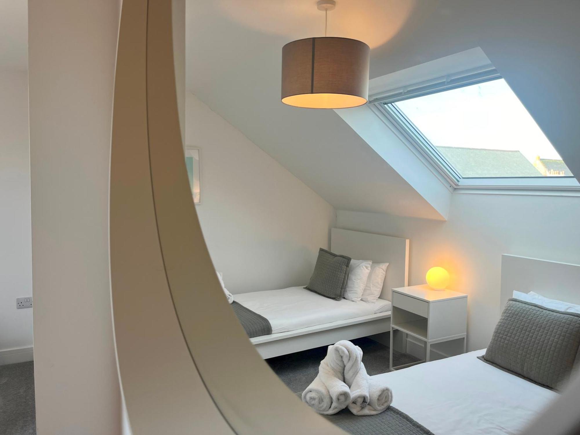 Appartement Stunning Penthouse In Penzance "Amazing Sea Views" Extérieur photo